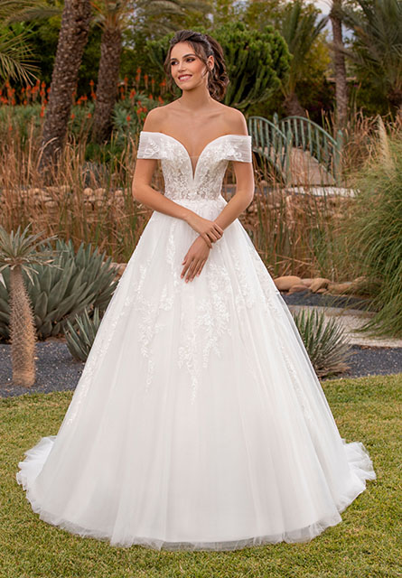 Miss Kelly Ref. MK 241-15